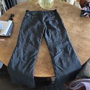 Obermeyer women’s black ski pants - size 10
